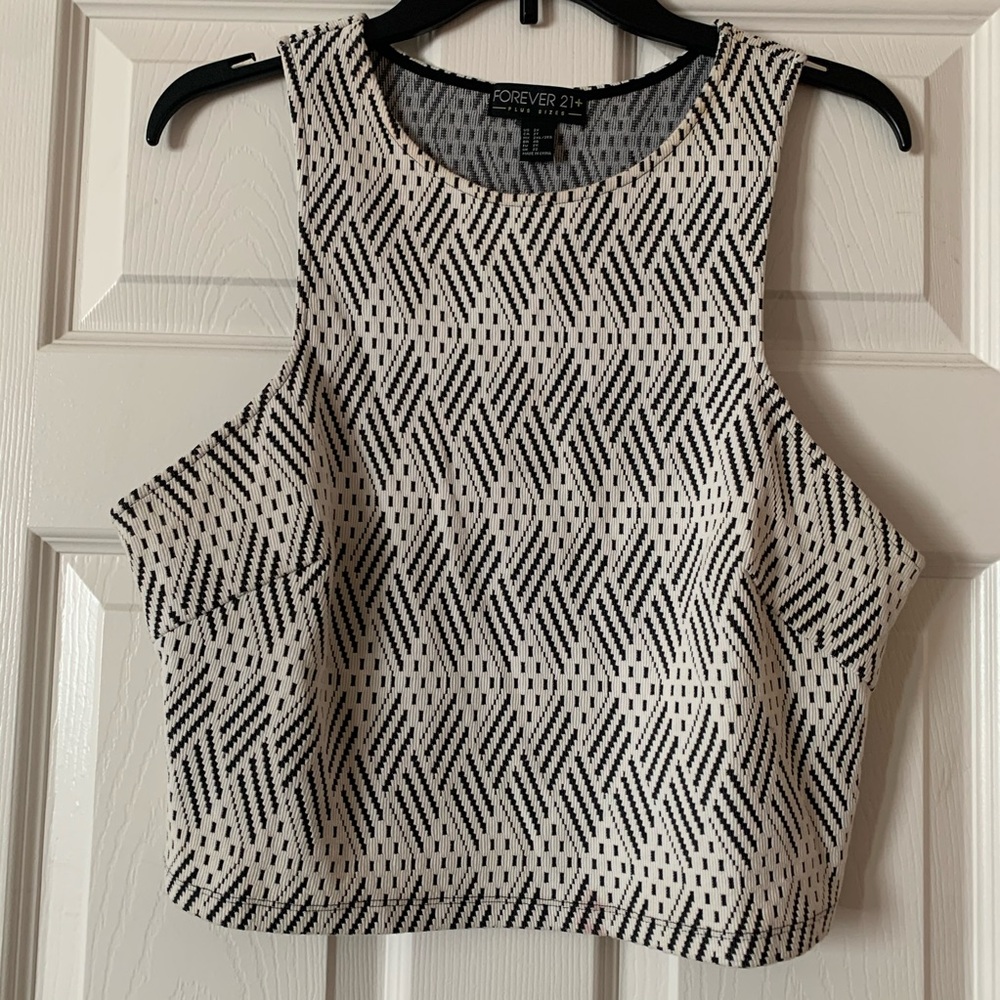 Forever 21 plus - knit crop top